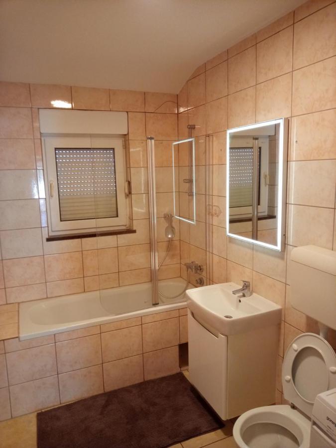 Apartment Faraon Free Private Parking Мостар Екстер'єр фото